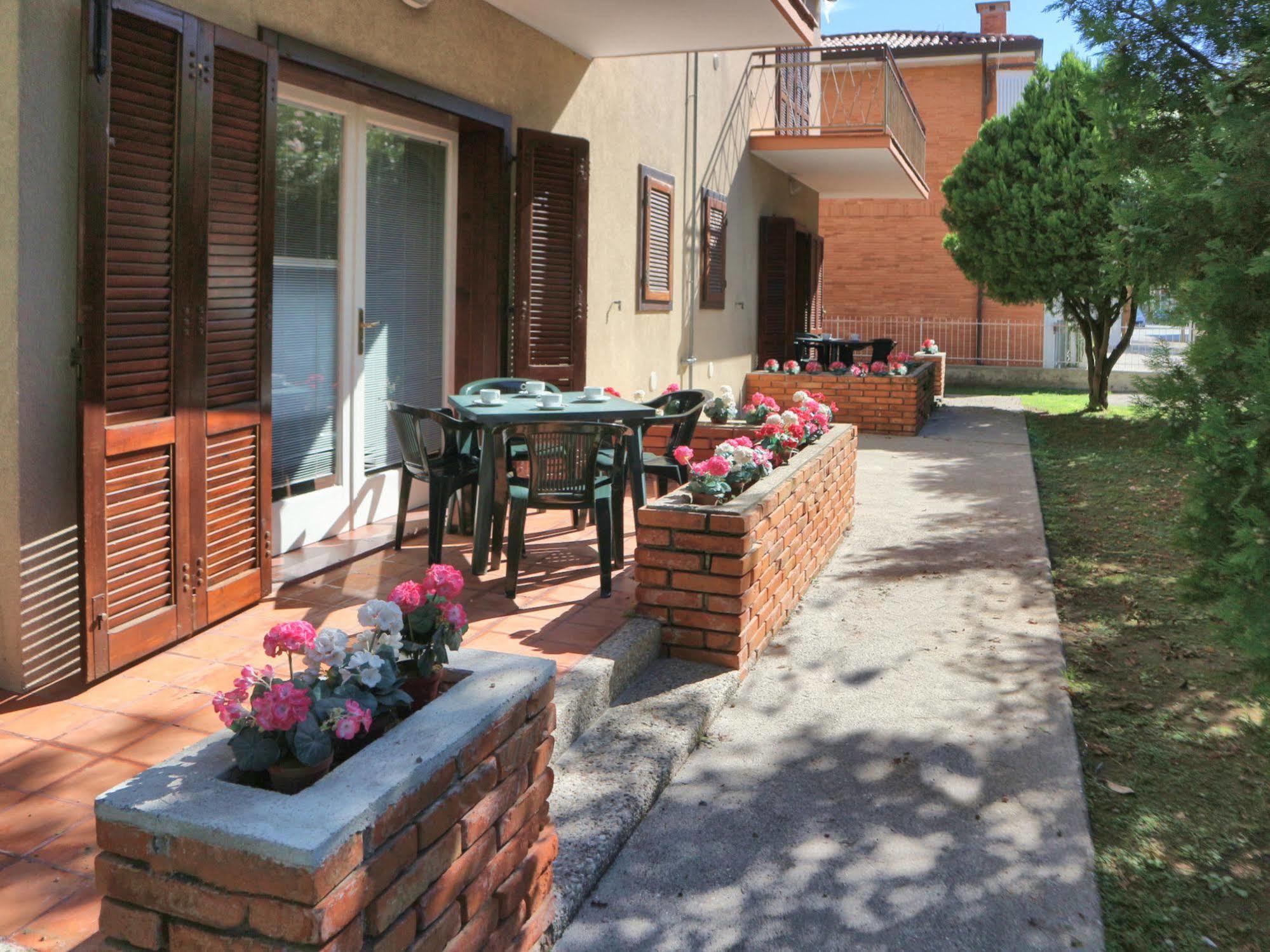 Letizia Apartment ลินญาโน ซับเบียโดโร ภายนอก รูปภาพ
